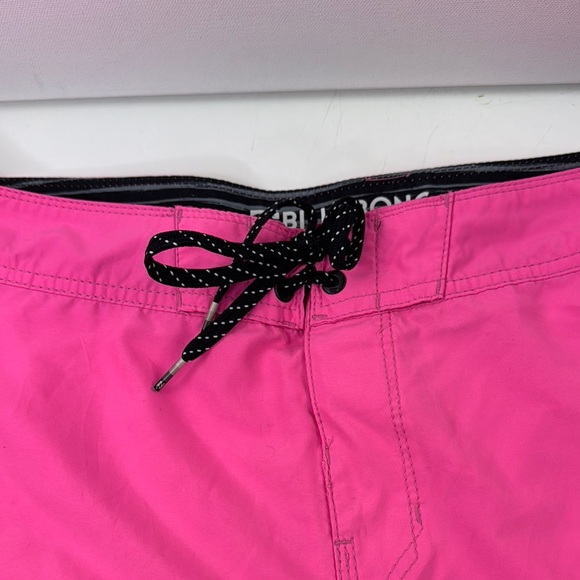 Billabong Men's Pink Swim Shorts - Picture 3 of 10